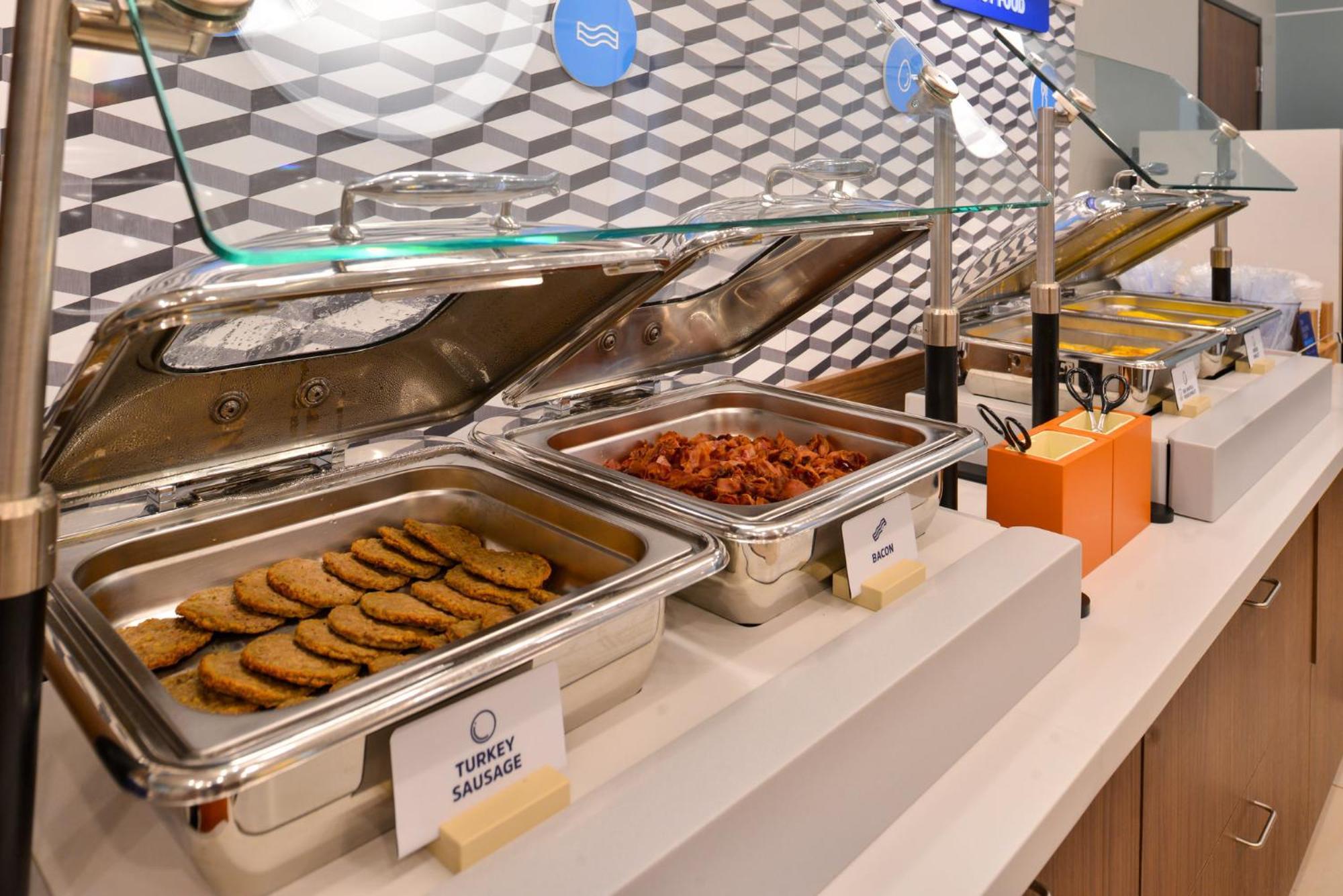 Holiday Inn Express & Suites Mansfield - Ontario By Ihg Exteriér fotografie